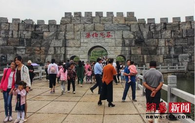“醉”美金秋 臨港無極鬼谷旅游景區(qū)盛大開幕與秋日旅游項(xiàng)目策劃